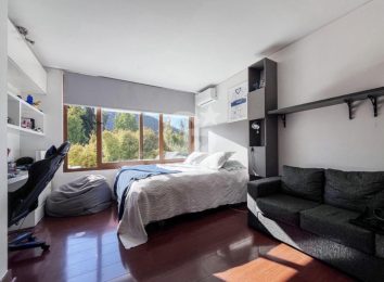 Casa Mediterránea En Los Trapenses, Cercana A Colegios